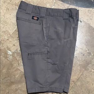Dickies gray shorts